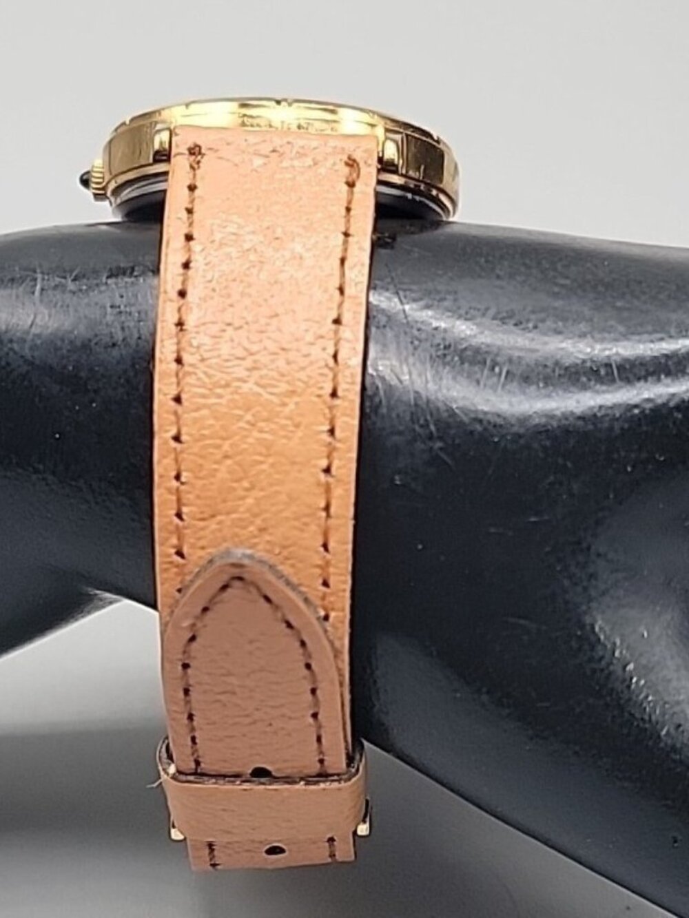 Vtg Lorus Seiko Mickey Mouse Quartz Watch V811-5410 Gold Tone 7" Leather Band - Picture 11 of 16